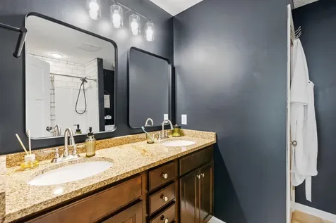 14004 Adrian Court Rosemount MN 55068