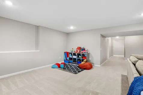 14004 Adrian Court Rosemount MN 55068