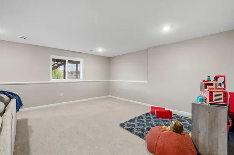 14004 Adrian Court Rosemount MN 55068