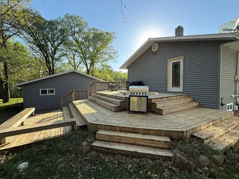 20717 Cozy Cove Road Detroit Lakes MN 56501