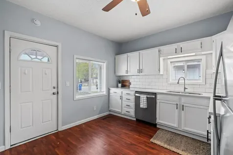 385 - 387 Stryker Avenue West Saint Paul MN 55107