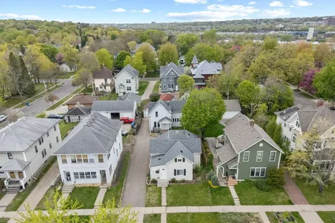 385 - 387 Stryker Avenue West Saint Paul MN 55107