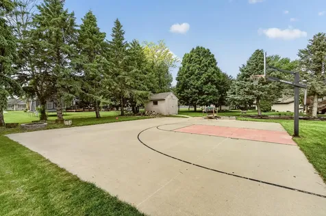 1004 6th Street NW Dodge Center MN 55927