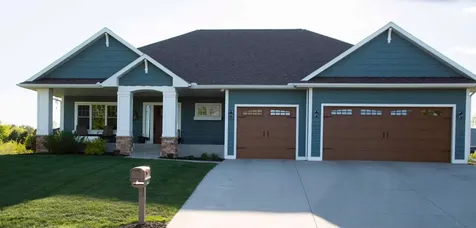 731 St James Circle Litchfield MN 55355