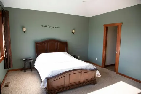 731 St James Circle Litchfield MN 55355