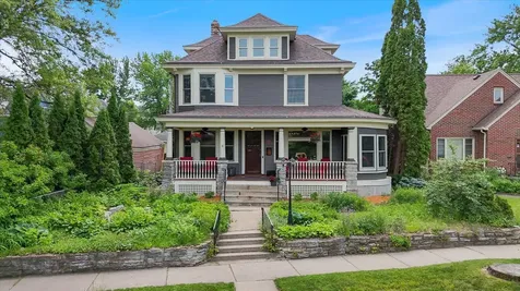 76 Prospect Boulevard Saint Paul MN 55107