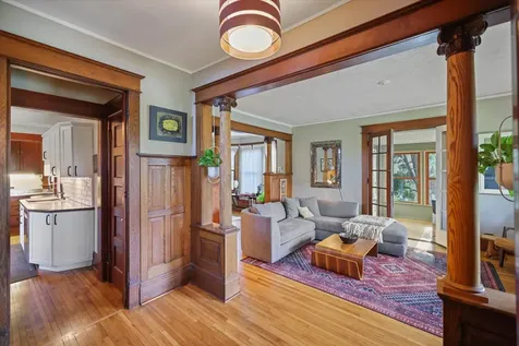 76 Prospect Boulevard Saint Paul MN 55107