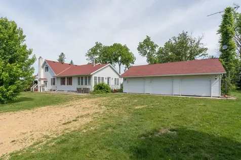 17069 Old Highway 66 Good Thunder MN 56037