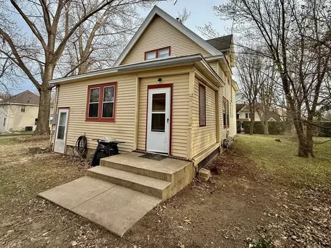 227 1st Avenue SE Glenwood MN 56334