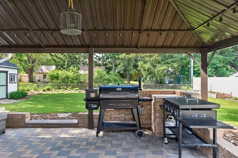 2094 Richard Avenue White Bear Lake MN 55110