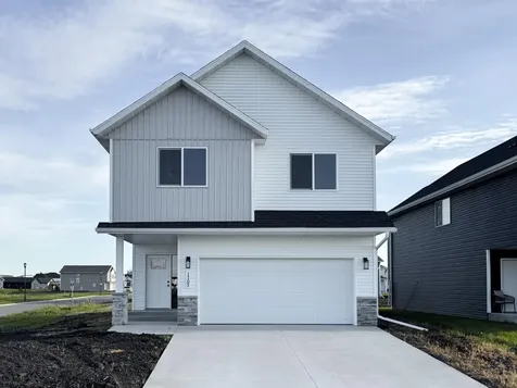 1105 Jill Drive W West Fargo ND 58078