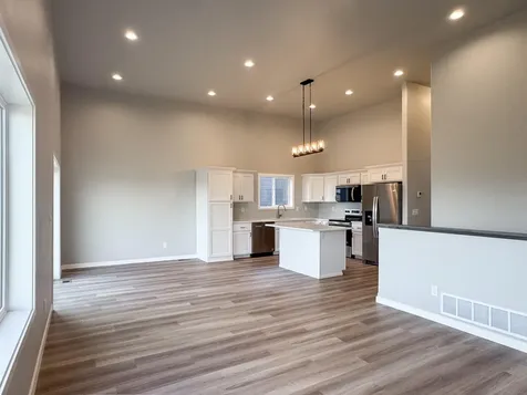 1105 Jill Drive W West Fargo ND 58078