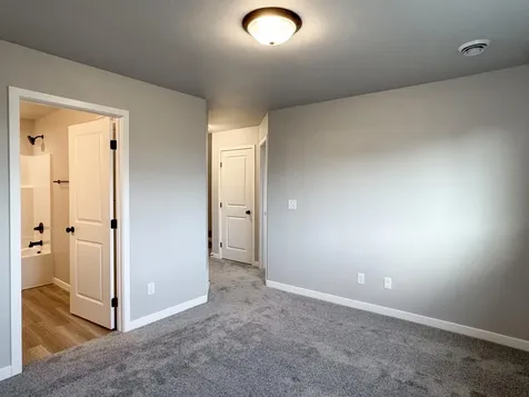1105 Jill Drive W West Fargo ND 58078
