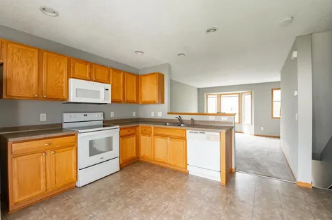 4960 Emmit Drive N Hugo MN 55038