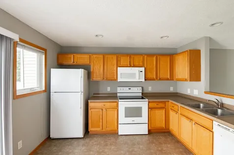 4960 Emmit Drive N Hugo MN 55038