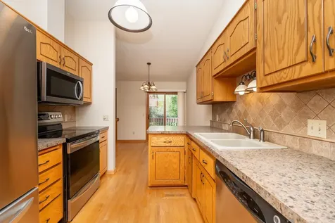 7024 W 113th Street Bloomington MN 55438