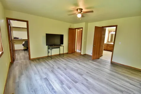 8967 165th Avenue SE Becker MN 55308