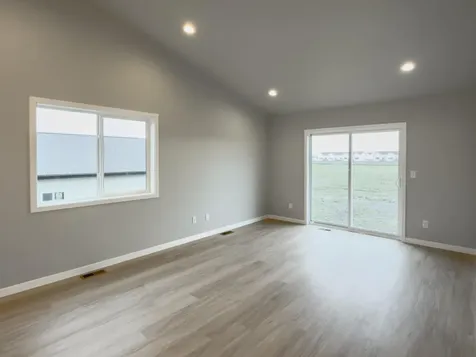 6290 87th Avenue S Horace ND 58047