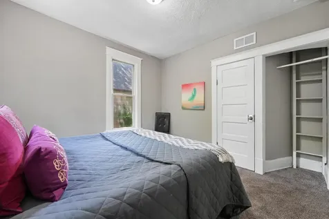 2328 Sheridan Avenue N Minneapolis MN 55411