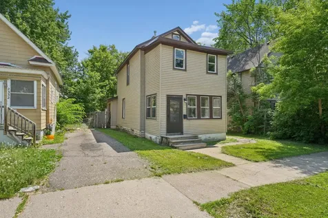 2328 Sheridan Avenue N Minneapolis MN 55411