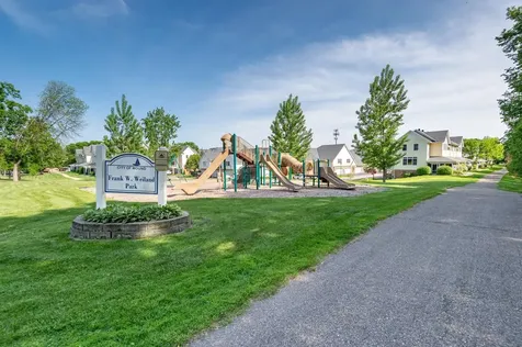 2133 Village Trail Mound MN 55364
