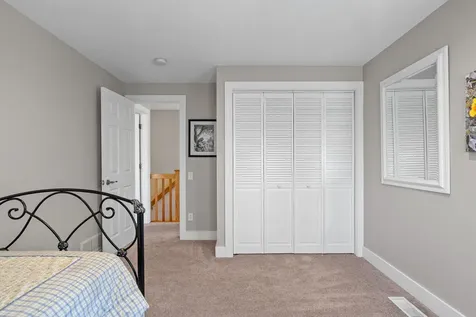 1812 Oakview Lane N Plymouth MN 55441