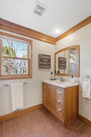 1812 Oakview Lane N Plymouth MN 55441
