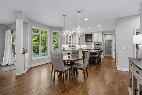 9190 Victoria Drive Eden Prairie MN 55347