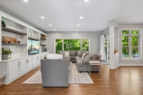 9190 Victoria Drive Eden Prairie MN 55347