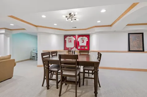9190 Victoria Drive Eden Prairie MN 55347