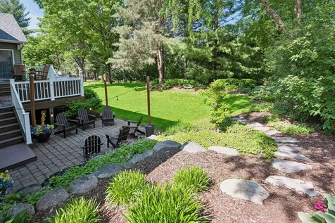 9190 Victoria Drive Eden Prairie MN 55347
