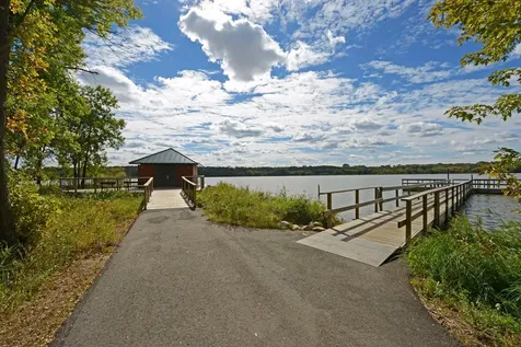 9190 Victoria Drive Eden Prairie MN 55347