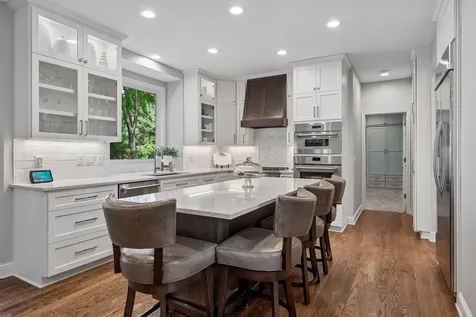 9190 Victoria Drive Eden Prairie MN 55347
