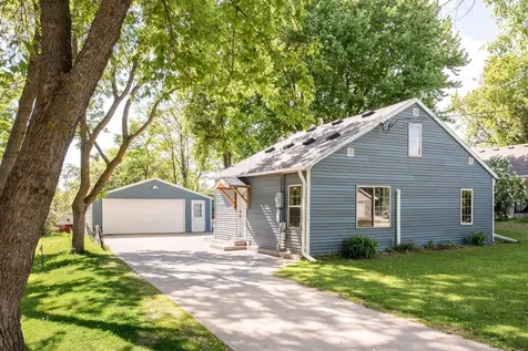 902 Quincy Street Alexandria MN 56308