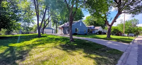 902 Quincy Street Alexandria MN 56308