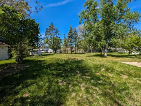 532 2nd Avenue SW Perham MN 56573