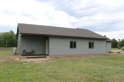 5380 Sunny Circle Cushing MN 56443
