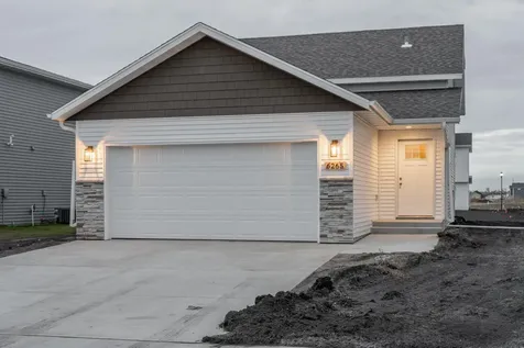 6265 86th Avenue S Horace ND 58047