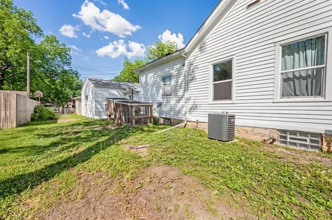 212 Main Street E Saint Clair MN 56080