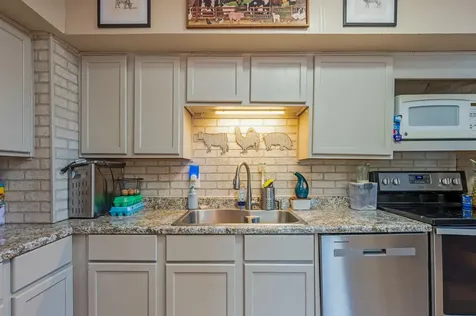 212 Main Street E Saint Clair MN 56080