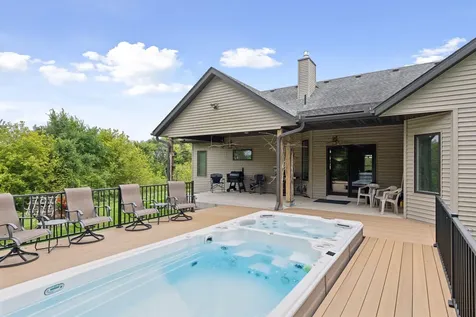 2675 35th Street W Webster MN 55088