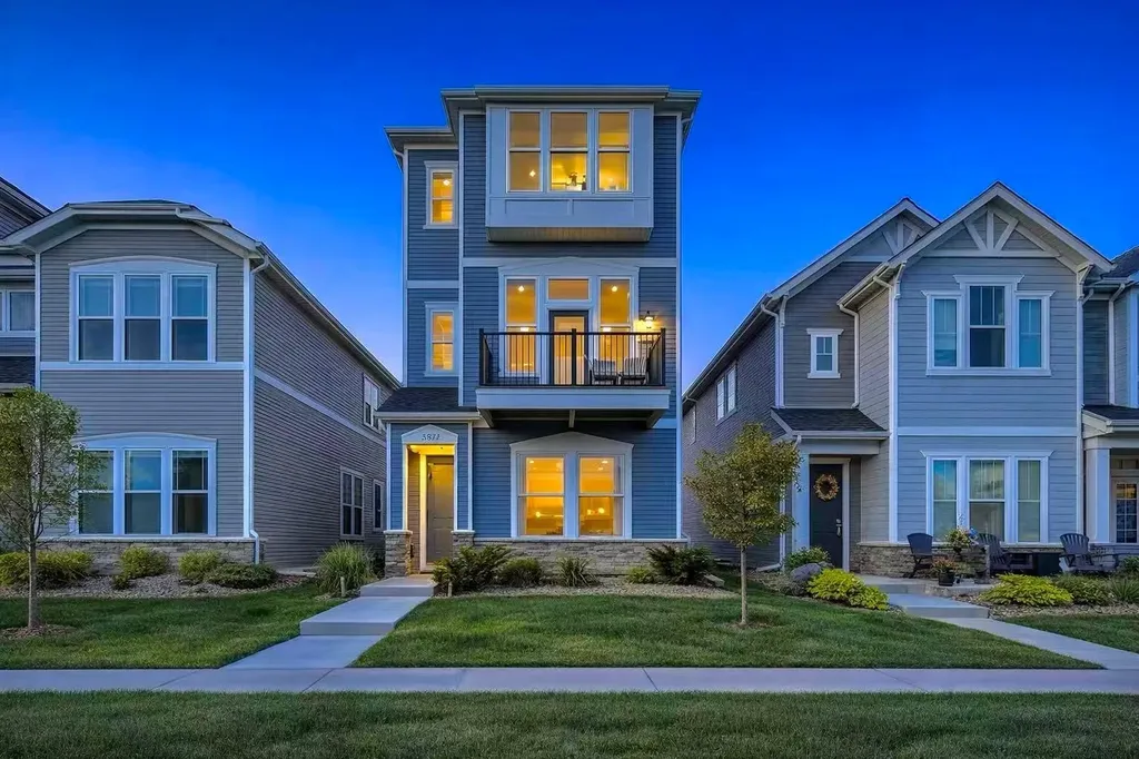 11289 81st Way N Maple Grove MN 55369