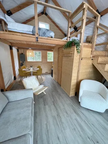 8016 Gunflint Trail Grand Marais MN 55604