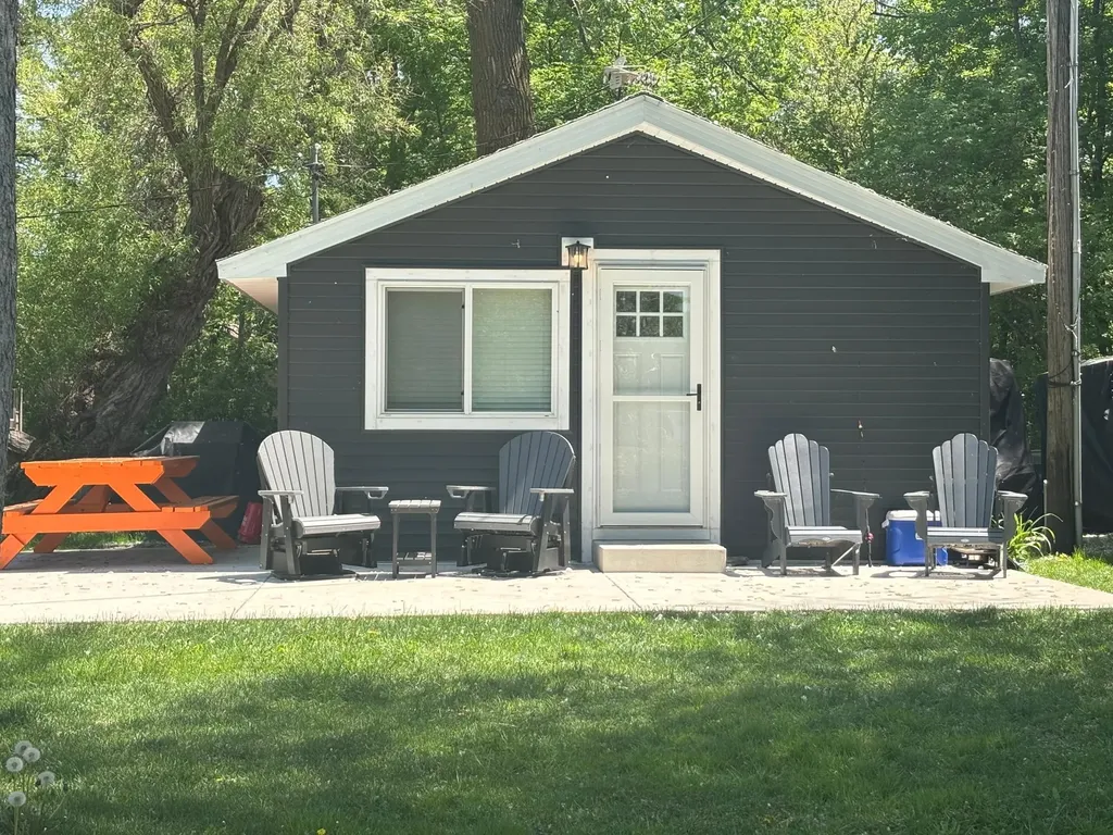 1606 E Lake Street Osakis MN 56360