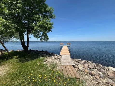 1606 E Lake Street Osakis MN 56360
