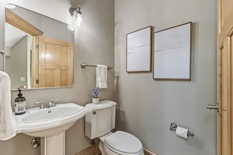 1411 Archwood Road Minnetonka MN 55305