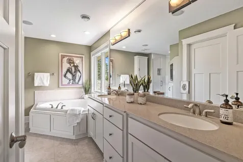 1411 Archwood Road Minnetonka MN 55305