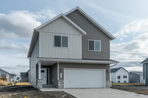1129 Jill Drive W West Fargo ND 58078