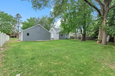 7804 Emerson Avenue N Brooklyn Park MN 55444