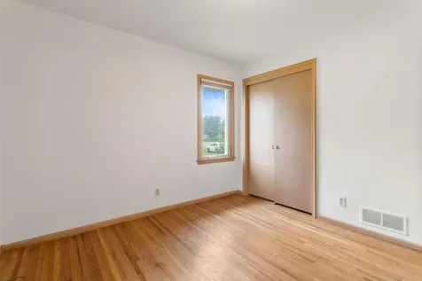 1292 County Road B W Roseville MN 55113